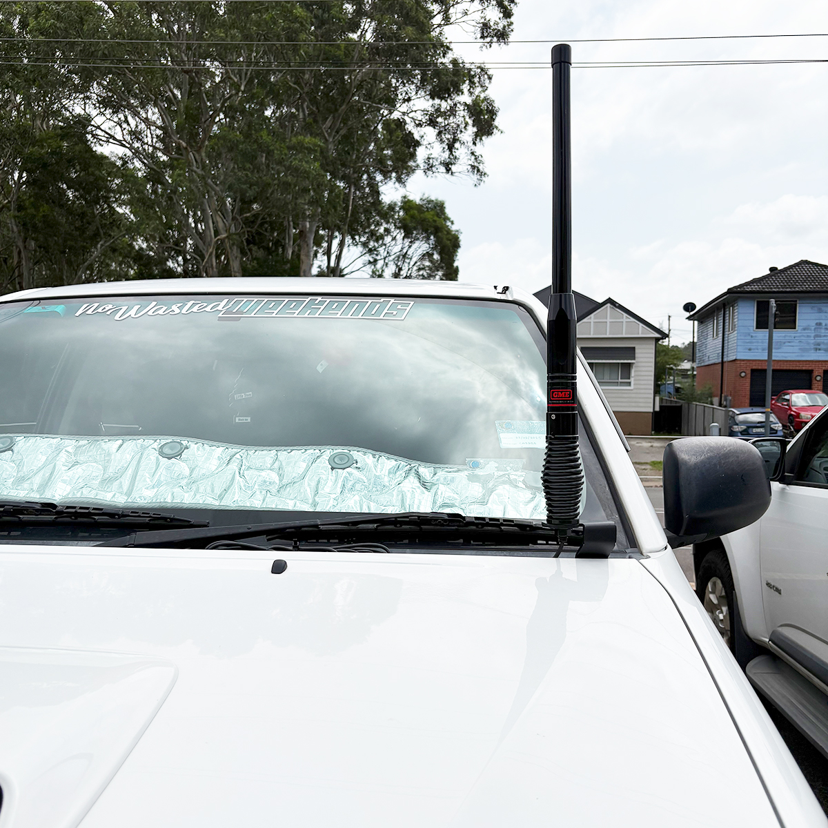 Aerial Bracket - Toyota Hilux N70 Series - Left-Hand Side Bonnet Hinge Bracket - Image 2