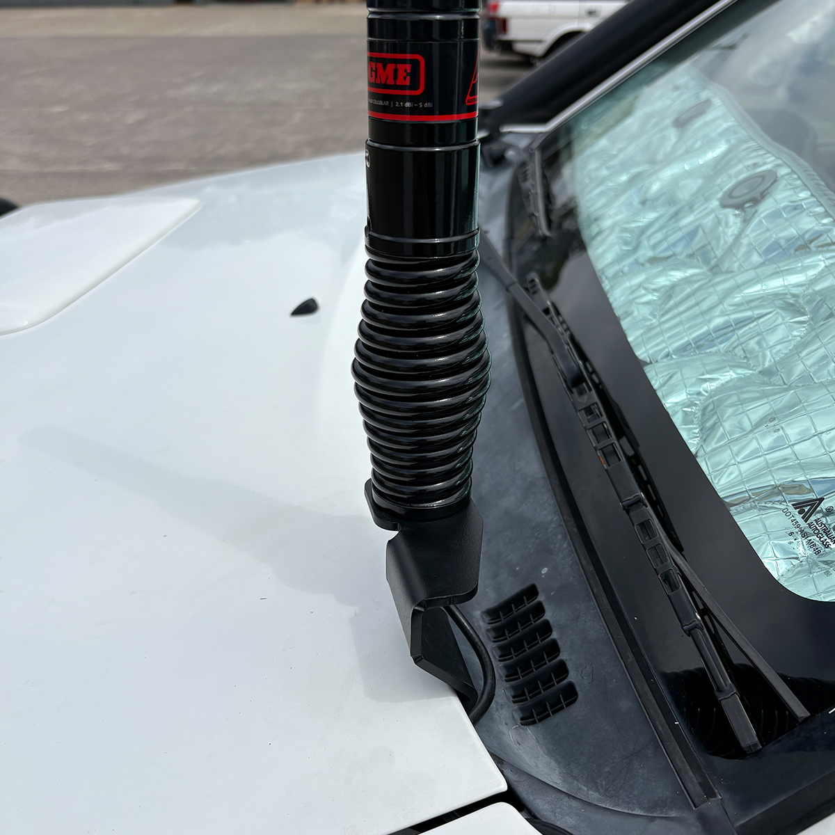 Aerial Bracket - Toyota Hilux N70 Series - Left-Hand Side Bonnet Hinge Bracket - Image 3