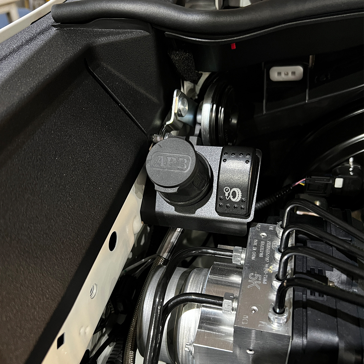 Air Compressor Bracket -Toyota Hilux N80 / N90 Series - Engine Bay - Image 4