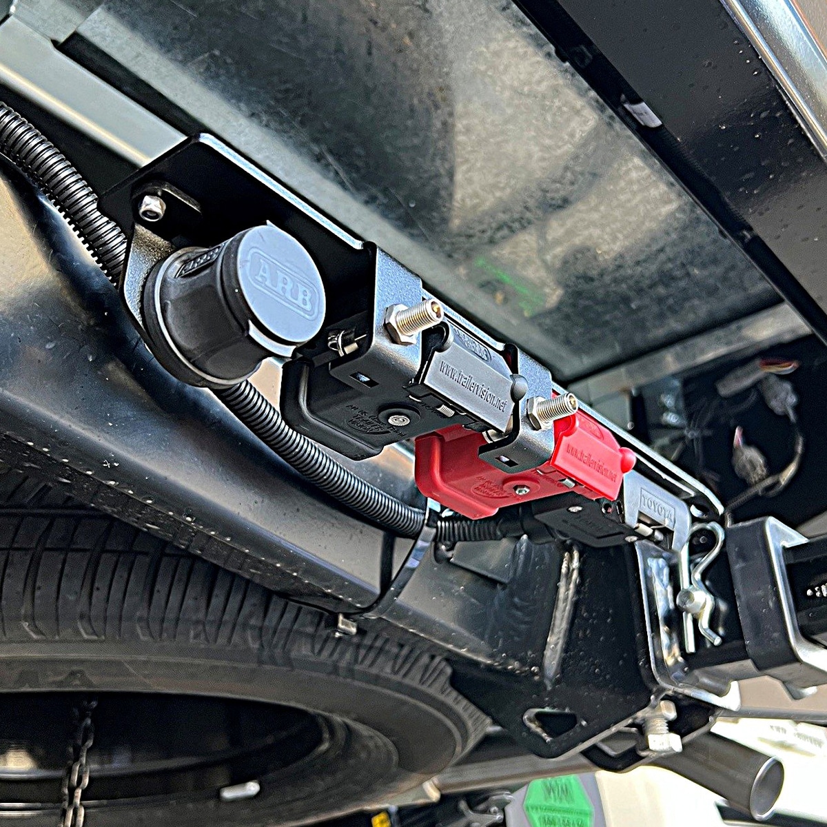 Multi Trailer 4 Plug Bracket - Toyota Hilux N90 Series - OE Towbar - Image 3